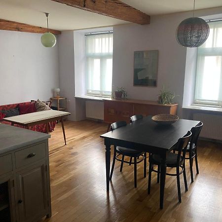 Vintage Charm Apartment ลูบลิยานา ภายนอก รูปภาพ