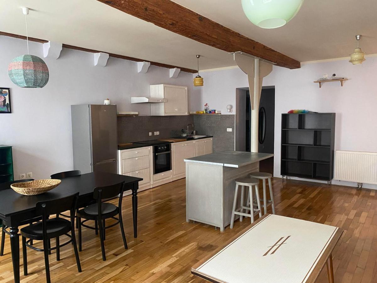 Vintage Charm Apartment ลูบลิยานา ภายนอก รูปภาพ