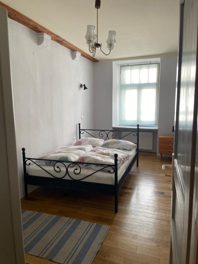 Vintage Charm Apartment ลูบลิยานา ภายนอก รูปภาพ